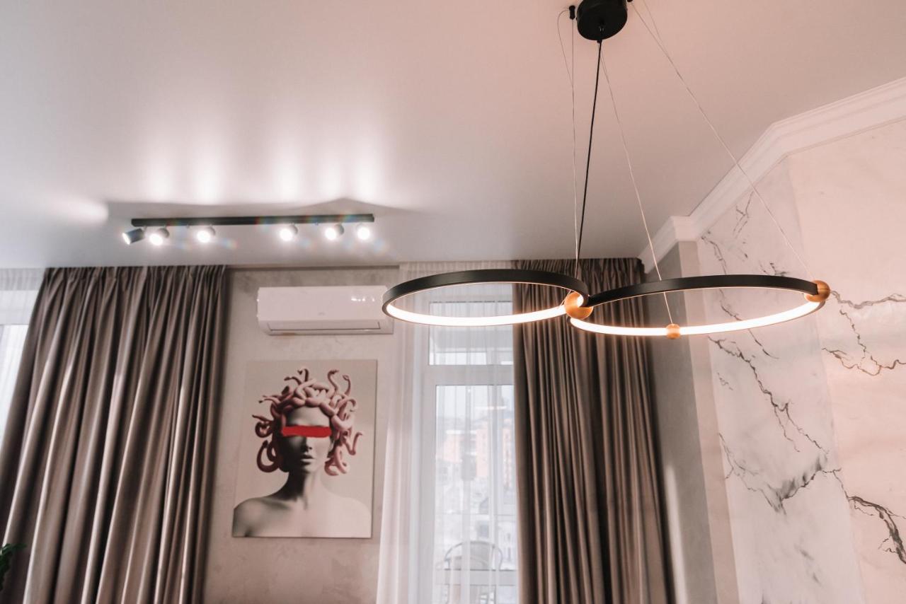 Royal Tower Vip Smart Apartments 4 Kiev Exterior foto